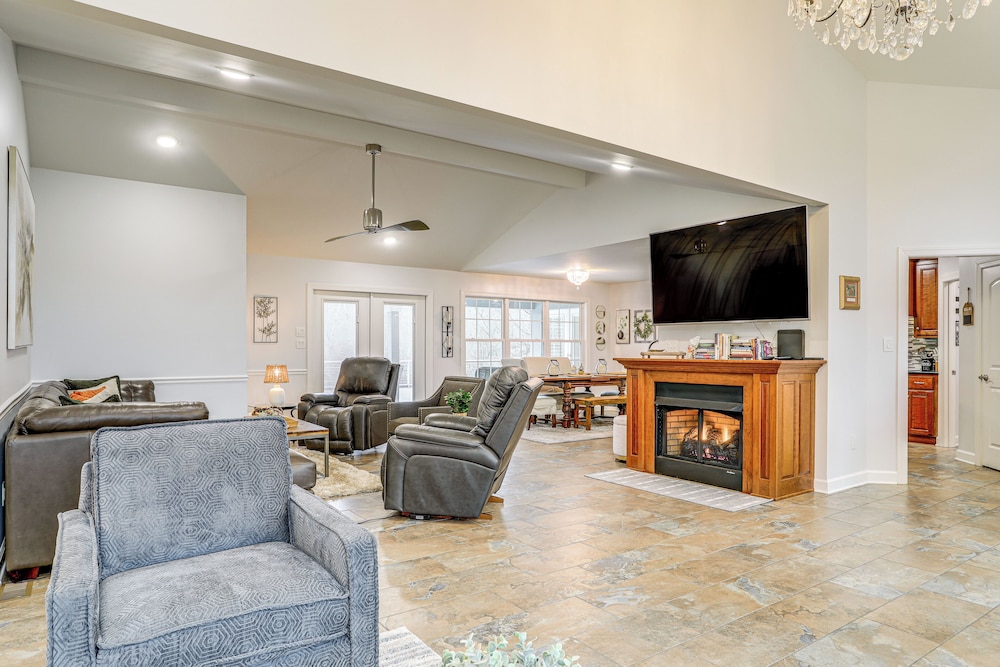 Firplace & Deck: Riverfront Heber Springs Home