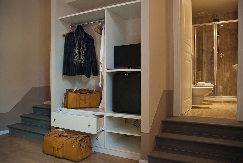 Nove Guest House