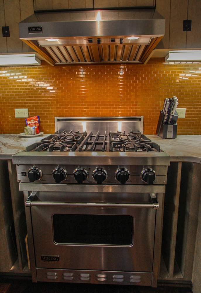 Rosemary Beach Rentals by Counts-Oakes