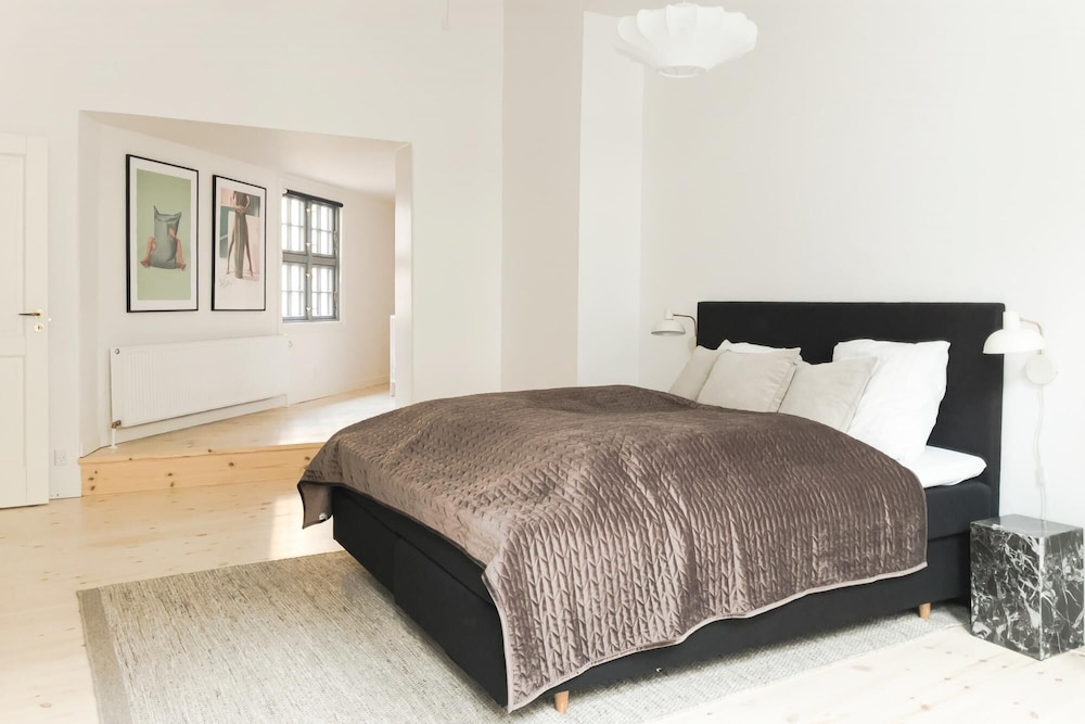 New Designer Apt Round Tower Heart of CPH view 3
