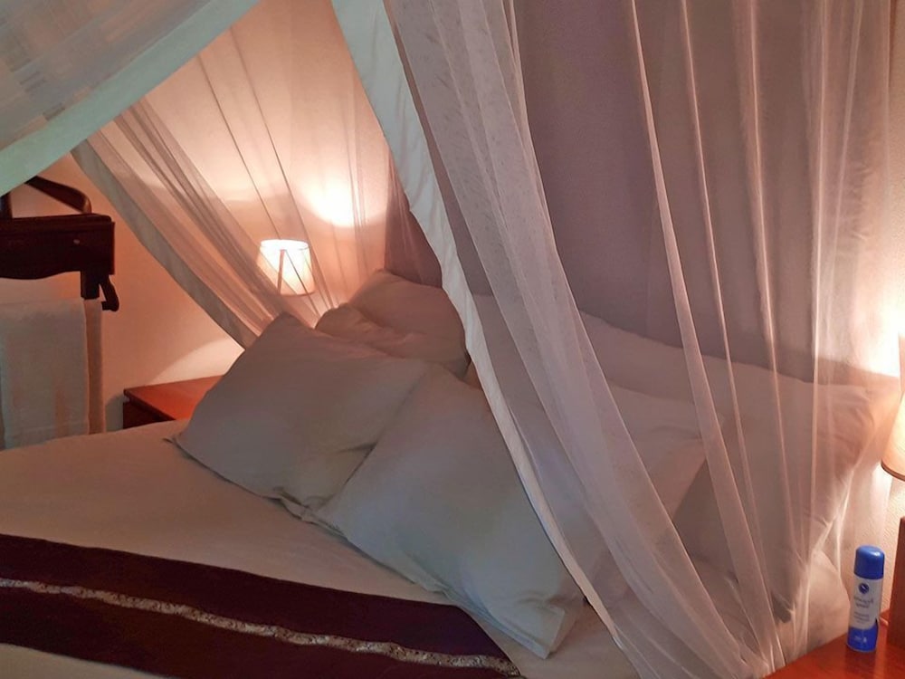 Cappuccino's Lodge