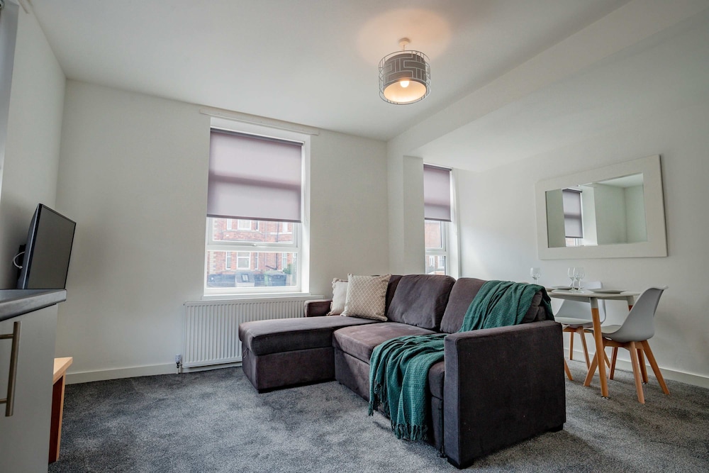 Host Stay Bromyard Flat 1