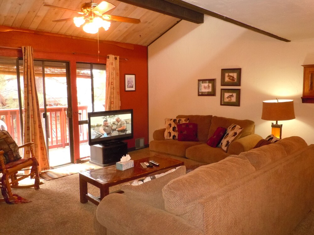Snow Summit Townhouse Rentals & Sales