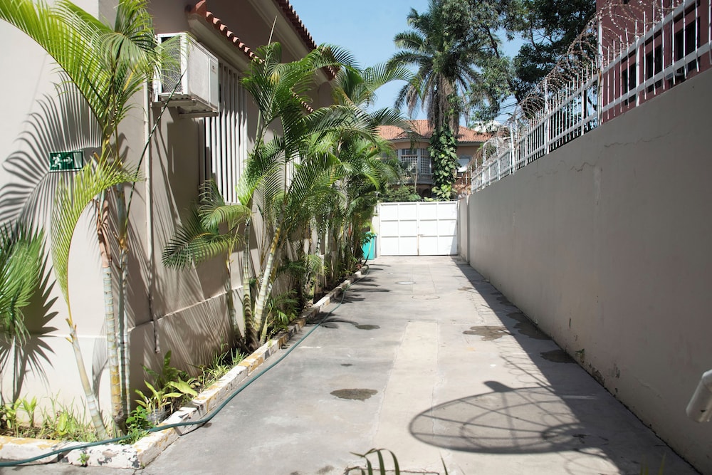 CASA LINDA