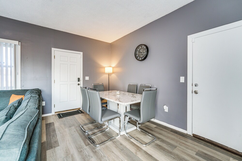 Game, Stay & Play: Family Home in Westland!