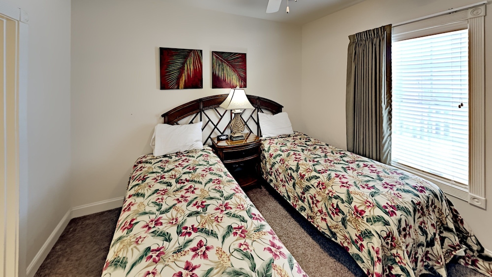 Magnolia Pointe Luster Leaf 4847-305 3 Bedroom Condo