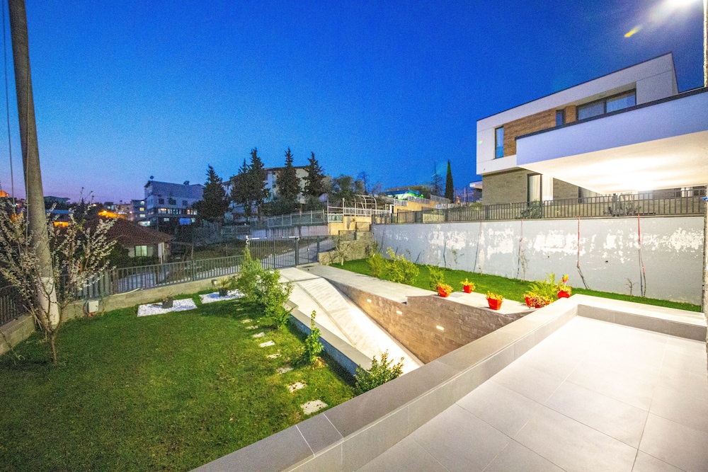 Villa Antonia