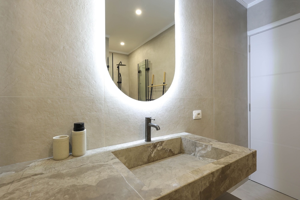 Grandstay Apartments 135
