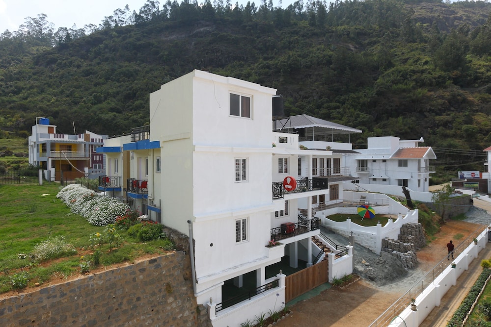 OYO 3221 Forest View Cottage