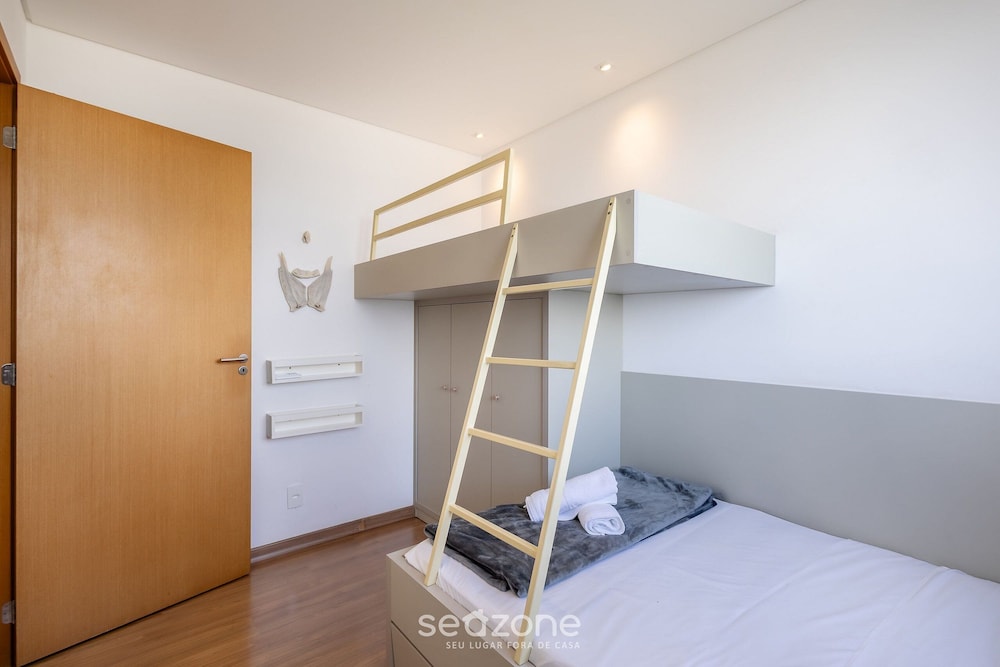 VAC - Beachfront Condo in Itajuba Beach