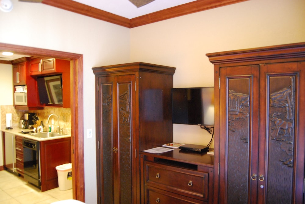 White Pines Studio at Westgate - Motherlode