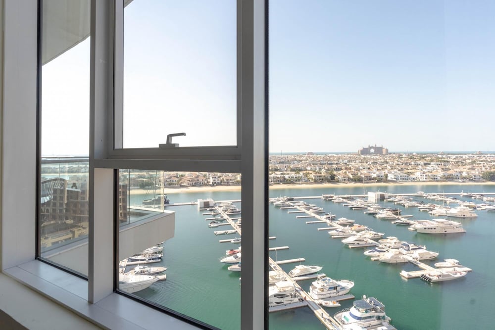Modern Charming Sea View Apt In Palm Jumeirah