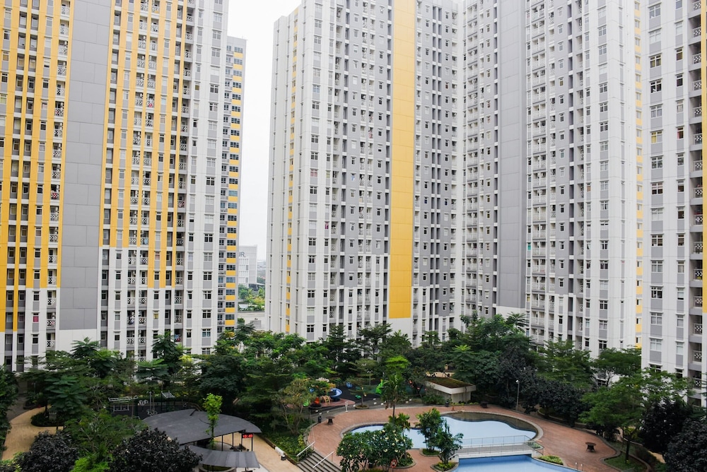 Comfort Studio At Springlake Summarecon Apartment view 2