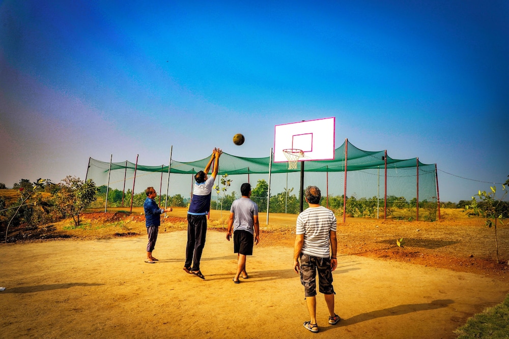 Savli Farm's Nature Retreat & Adventures