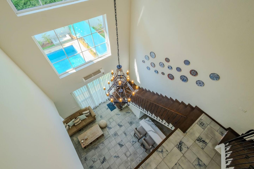 5bhk With Pool 1 5 km From Thalassa Casa Amour
