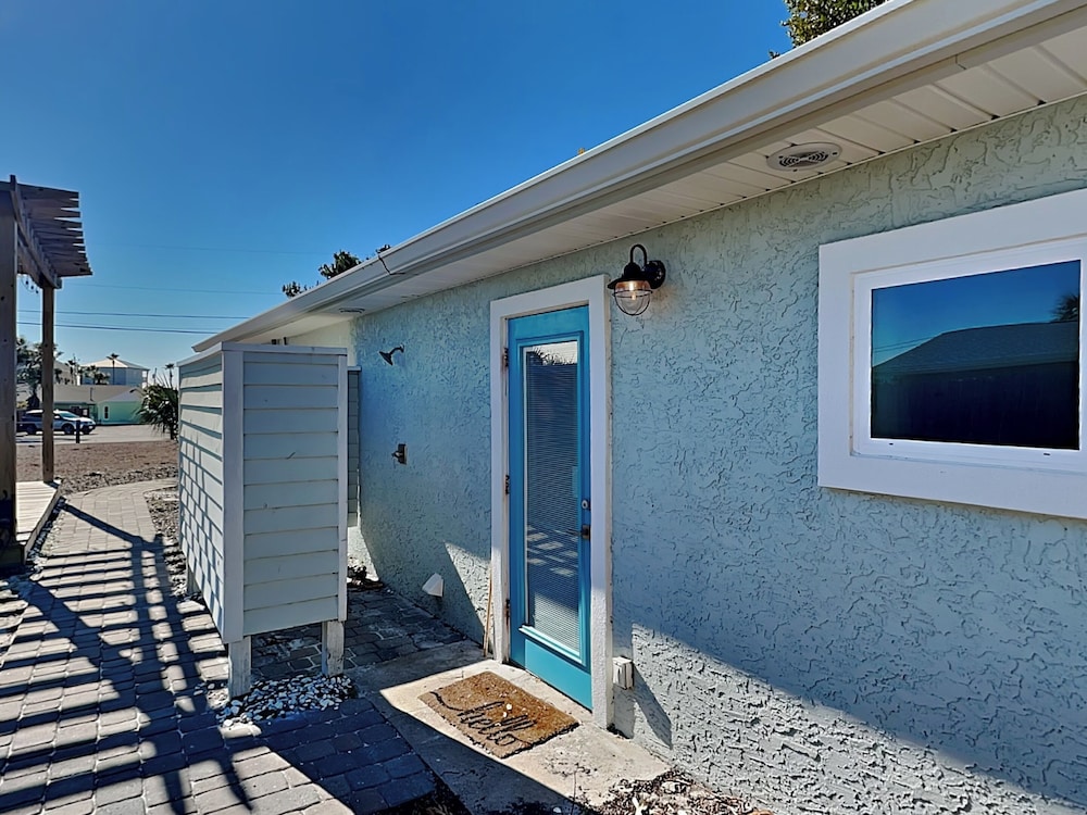 A Stone's Throw by Southern Vacation Rentals