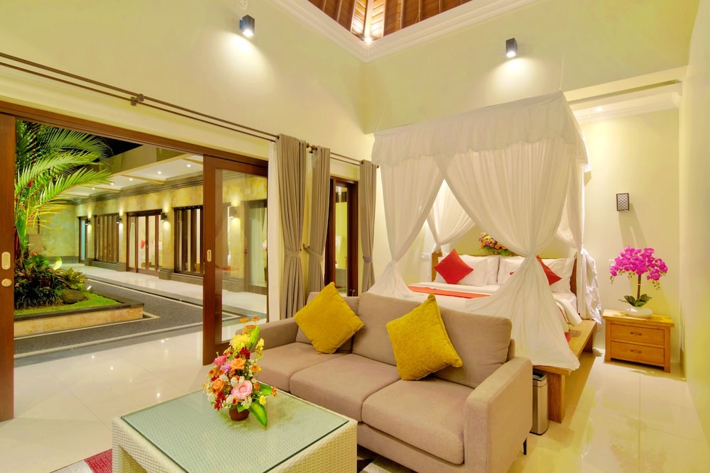 Sari Sasih Hillside By Reccoma