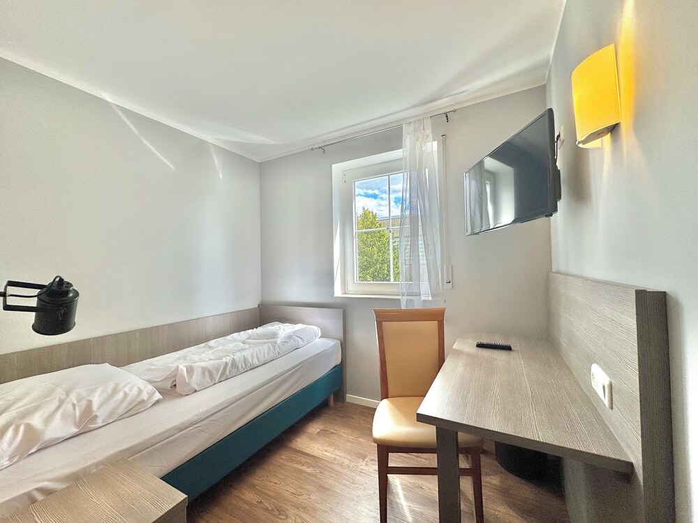 AR Boutique Hotel Heusenstamm