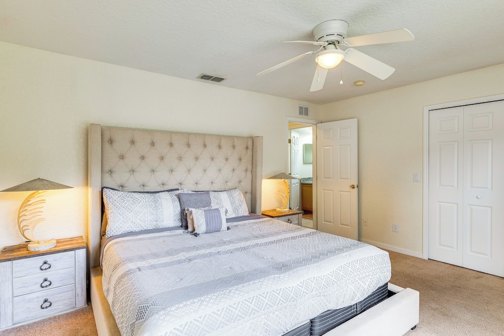 9 Mi to Disney! Regal Palms Resort Condo w/ Pools