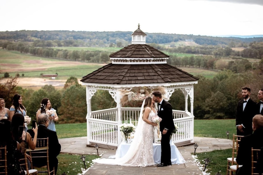 Leesburg Vacations - The Manor at Courtland Farm - Property Image 7