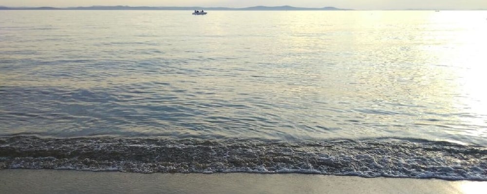 Teo - 8m From the sea & Parking - A1 Žuti view 2