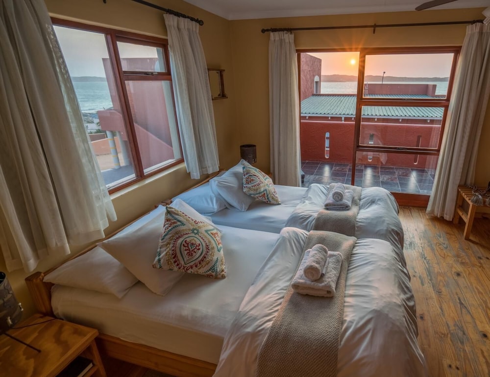 Island Cottage Guesthouse view 2