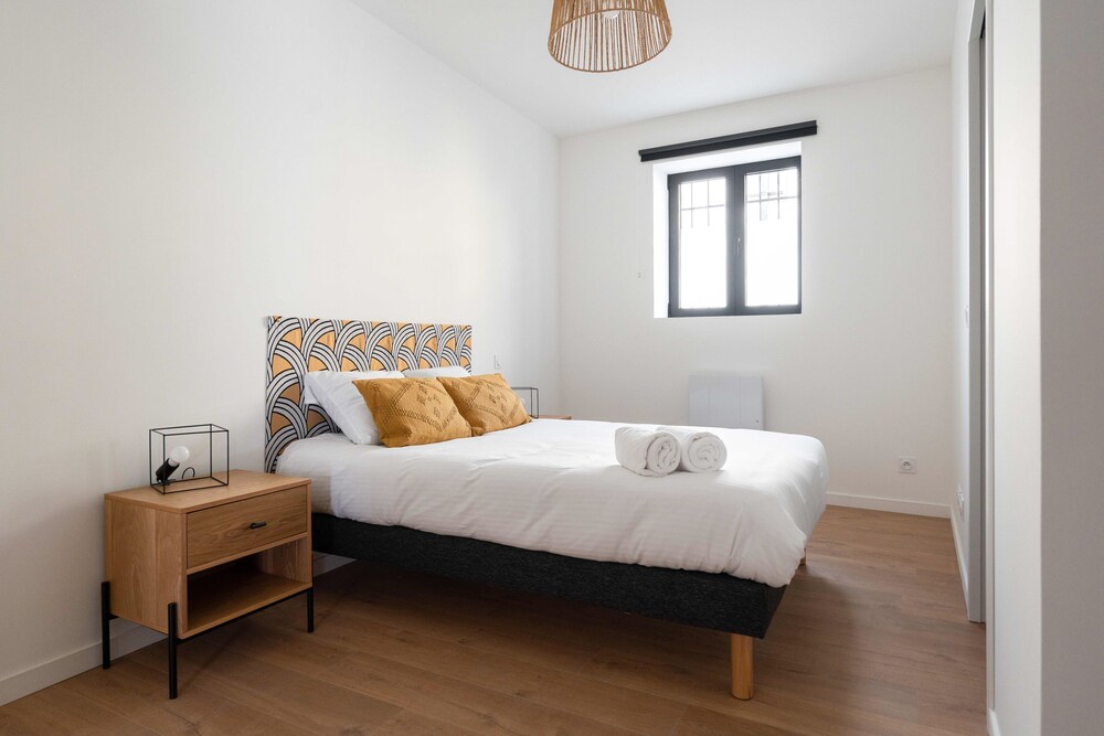 Les Maisons du Parc en Marseille — hotel room