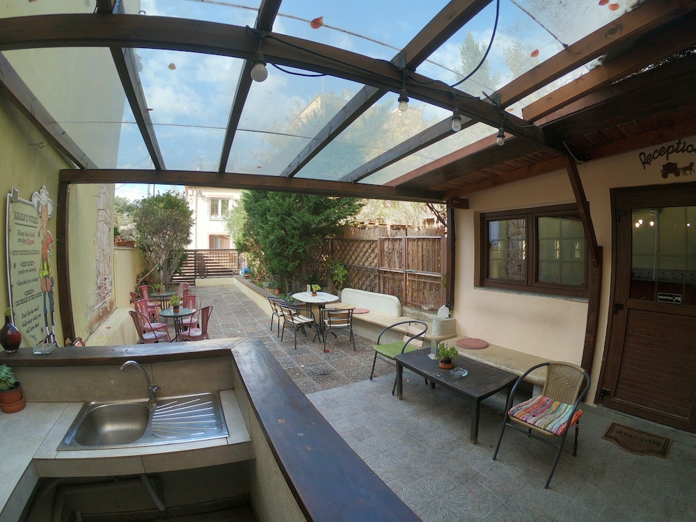 Arabas - Hostel