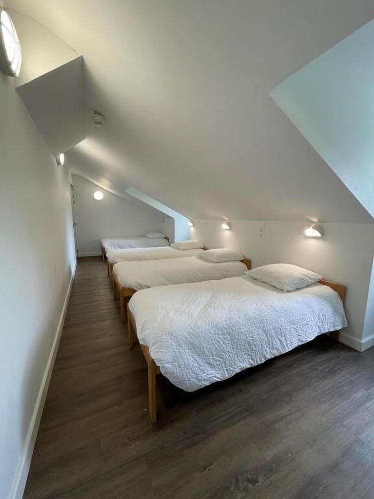 Auberge de jeunesse HI Millau La Maladrerie
