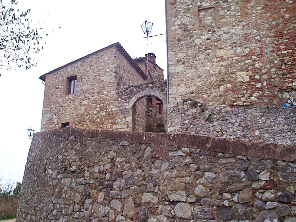 Photo 24
