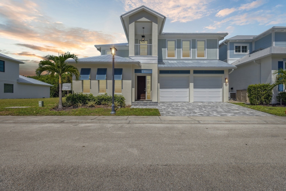 132 Ocean Estates Dr
