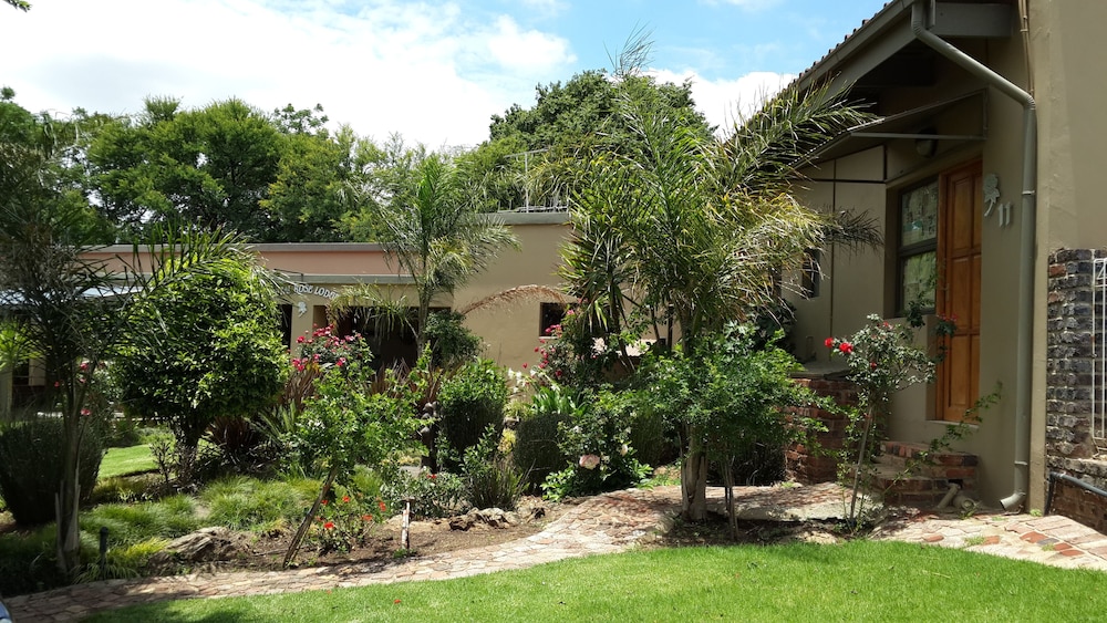 Crystal Rose Lodge