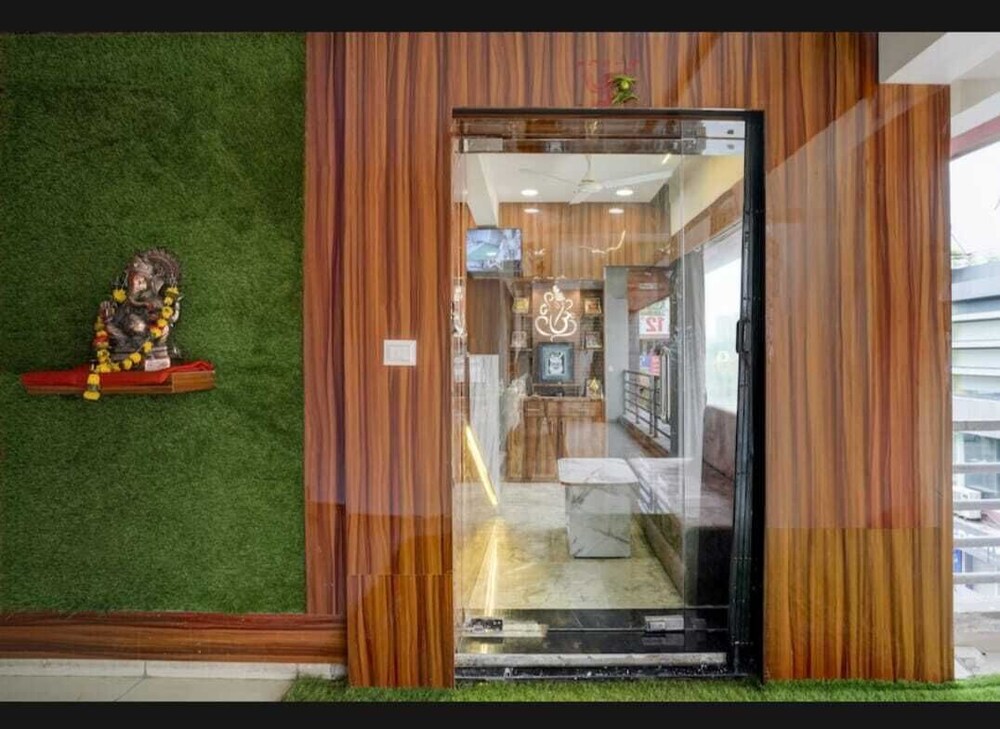 HOTEL SHUBHAM INN THALTEJ