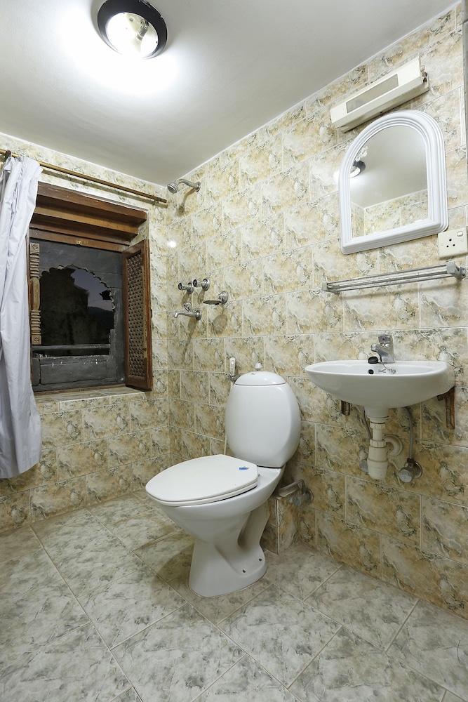 The Yeti Guest House