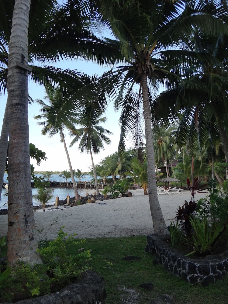 Va-i-moana Seaside Lodge