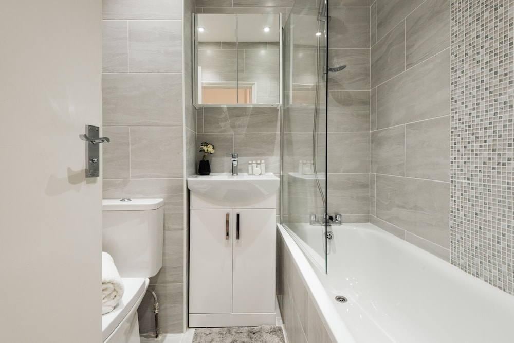 The Armadale Road Residence 1