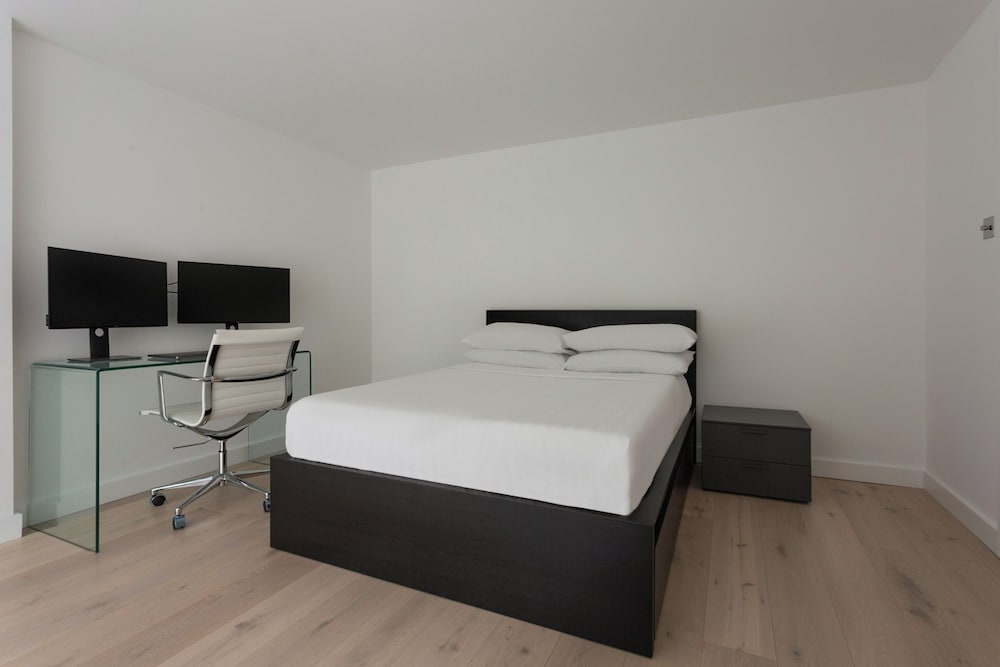 Britton Street III by Onefinestay