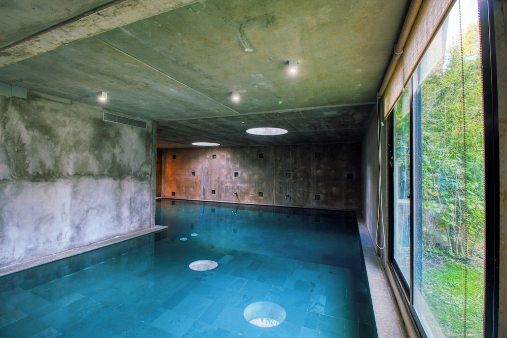 Oceana Suites Be House