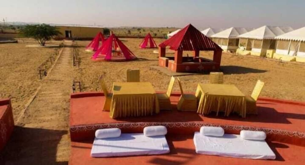 SAM DESERT RESORT