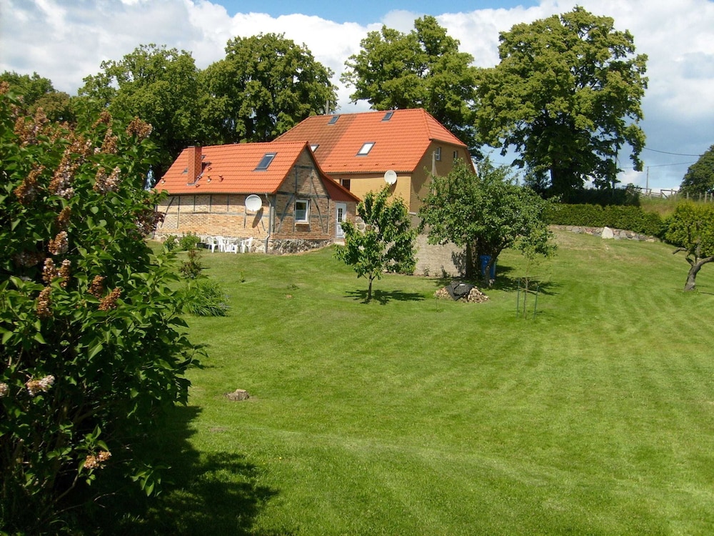 Modern Apartment in Elmenhorst Near Sea