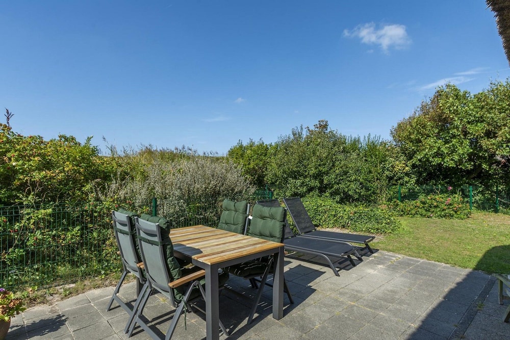 Atmospheric Detached Villa Near Beach