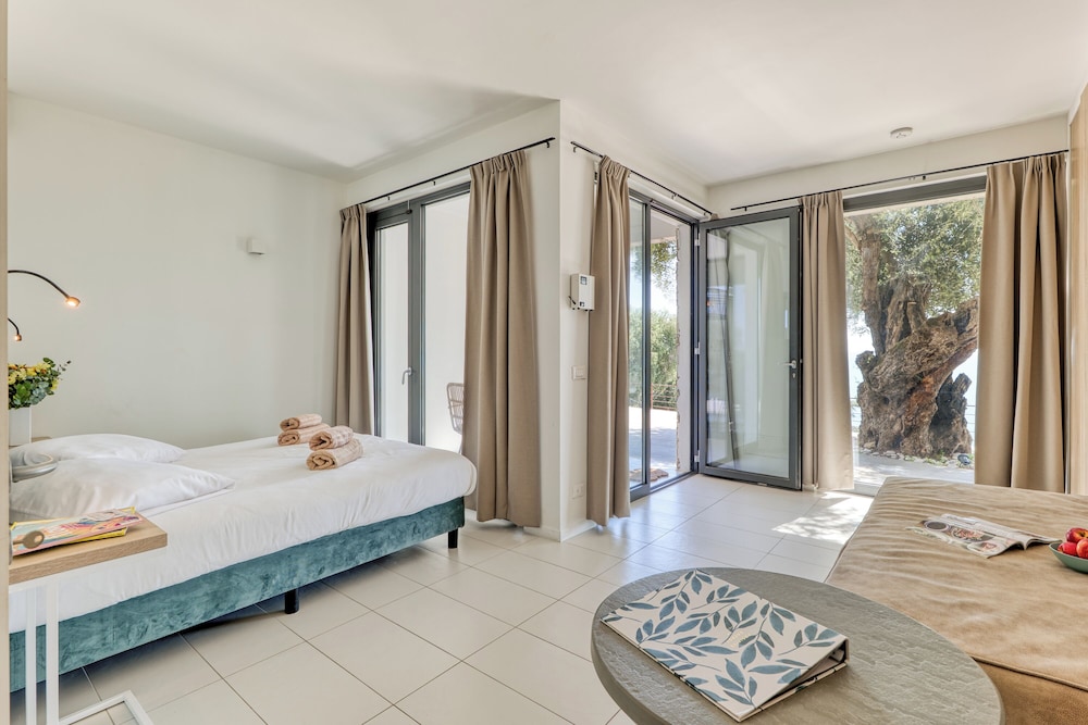 Holiday Resort Balzi Rossi