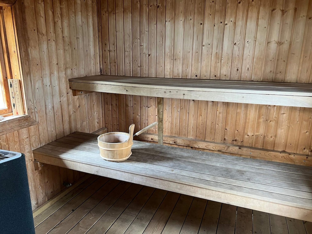 Seaside Cabin With Private Sauna