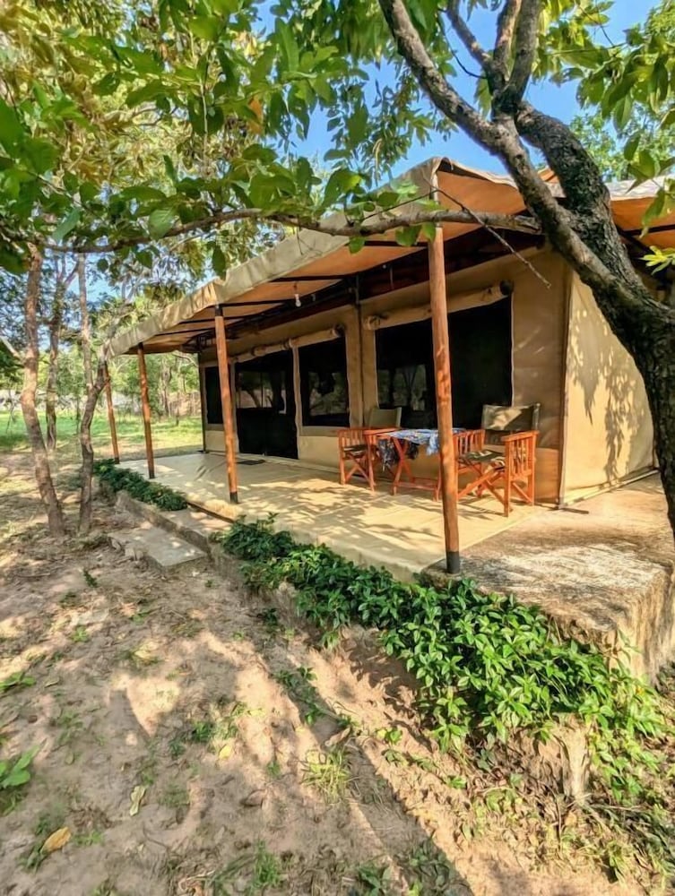 Double G Safaris and Camp Mikumi