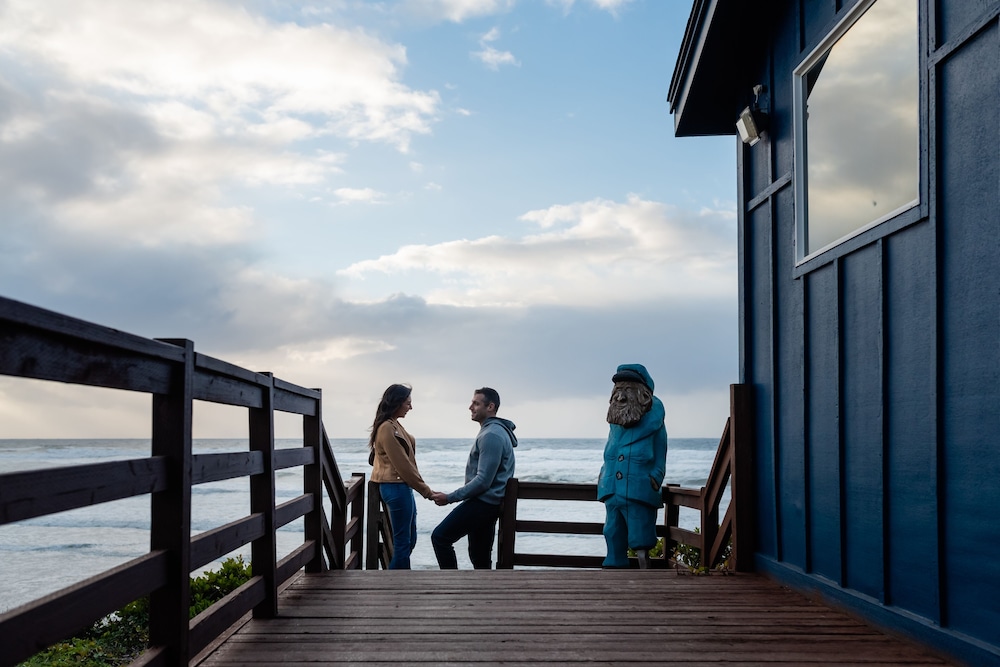 Moolack Shores Inn