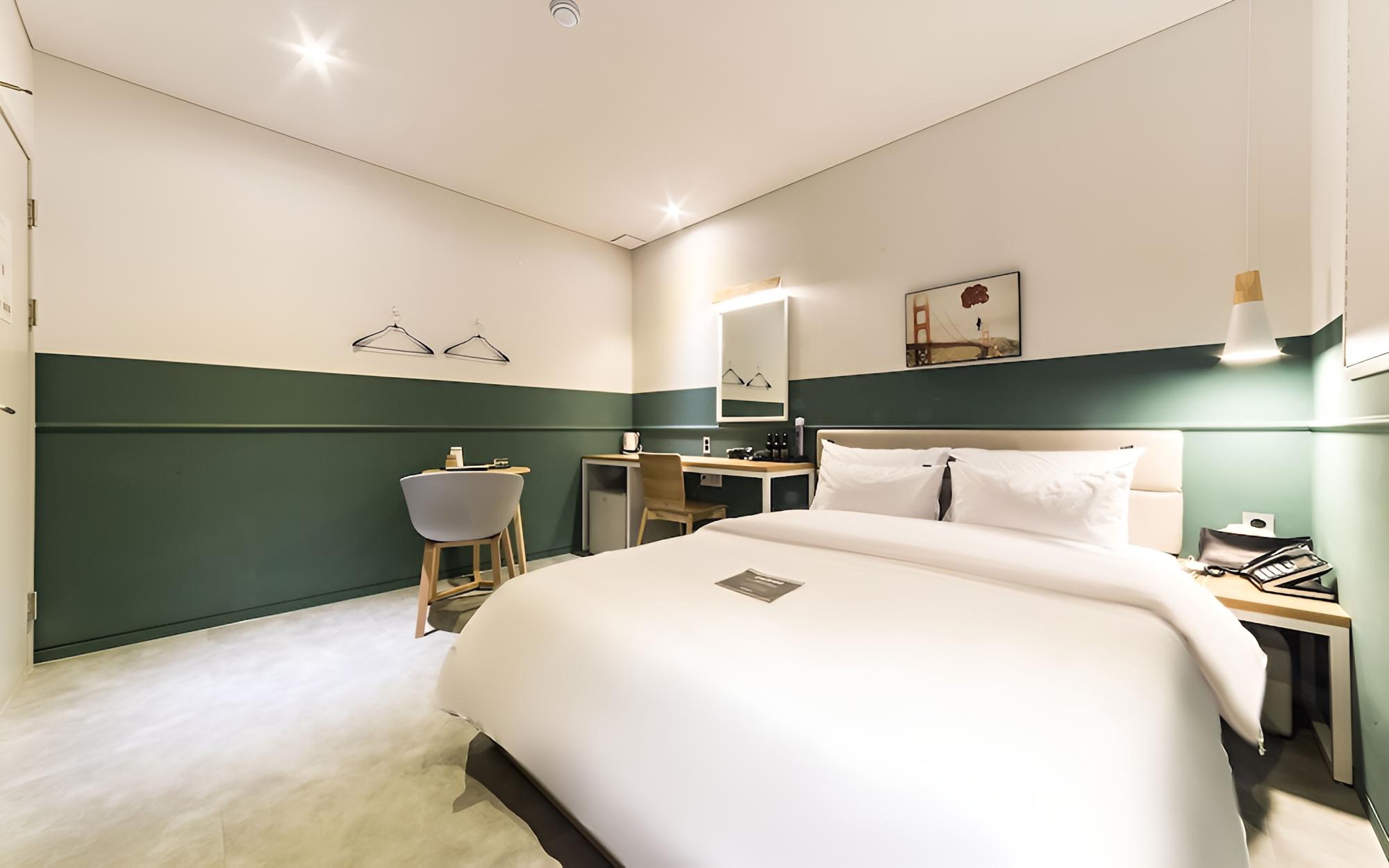 Photo 7