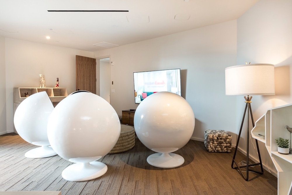 One Empire Pass Lodge at Deer Valley Resort - Three Bedroom Residence #404 3 Condo
