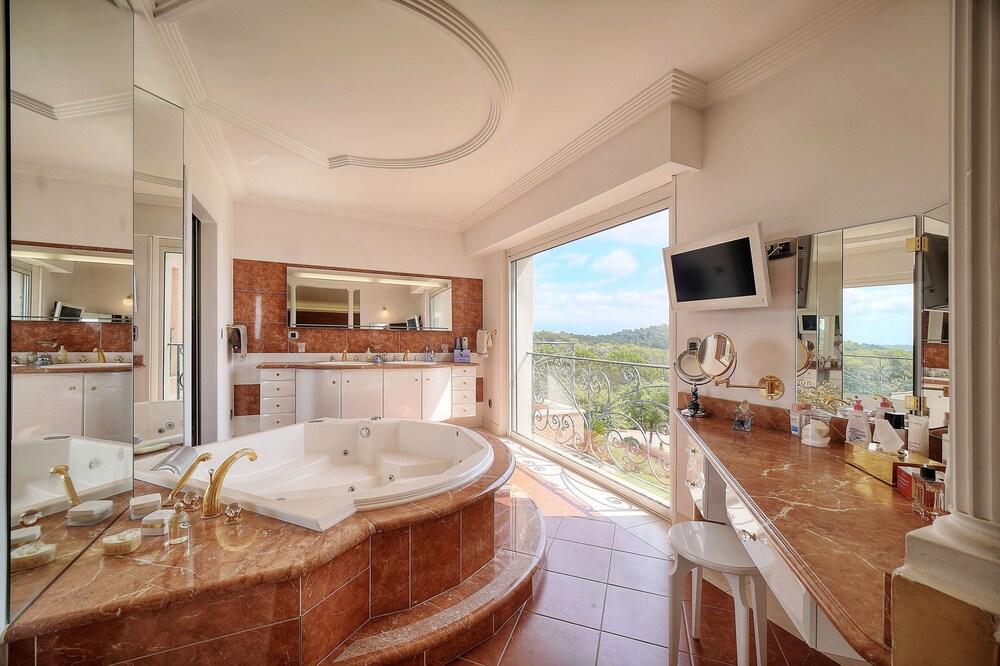 Mougins Vacations - Propriete Prestige Cannes Mougins - Property Image 8