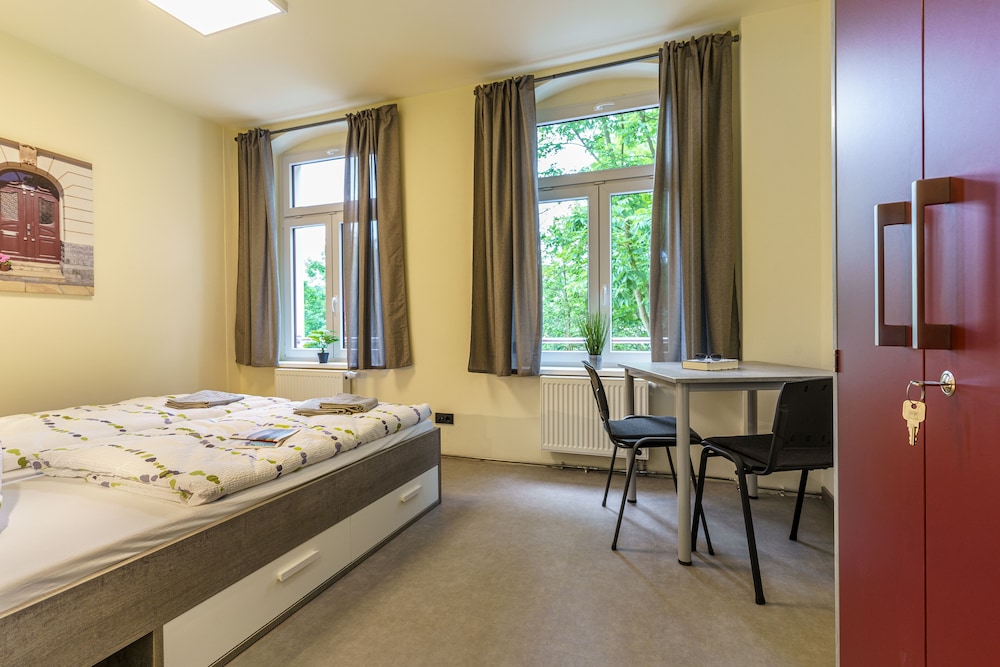 Hostel Gleisbett