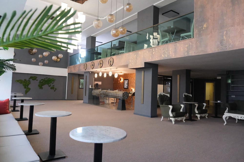 Karat Ayseli Otel - Image 8
